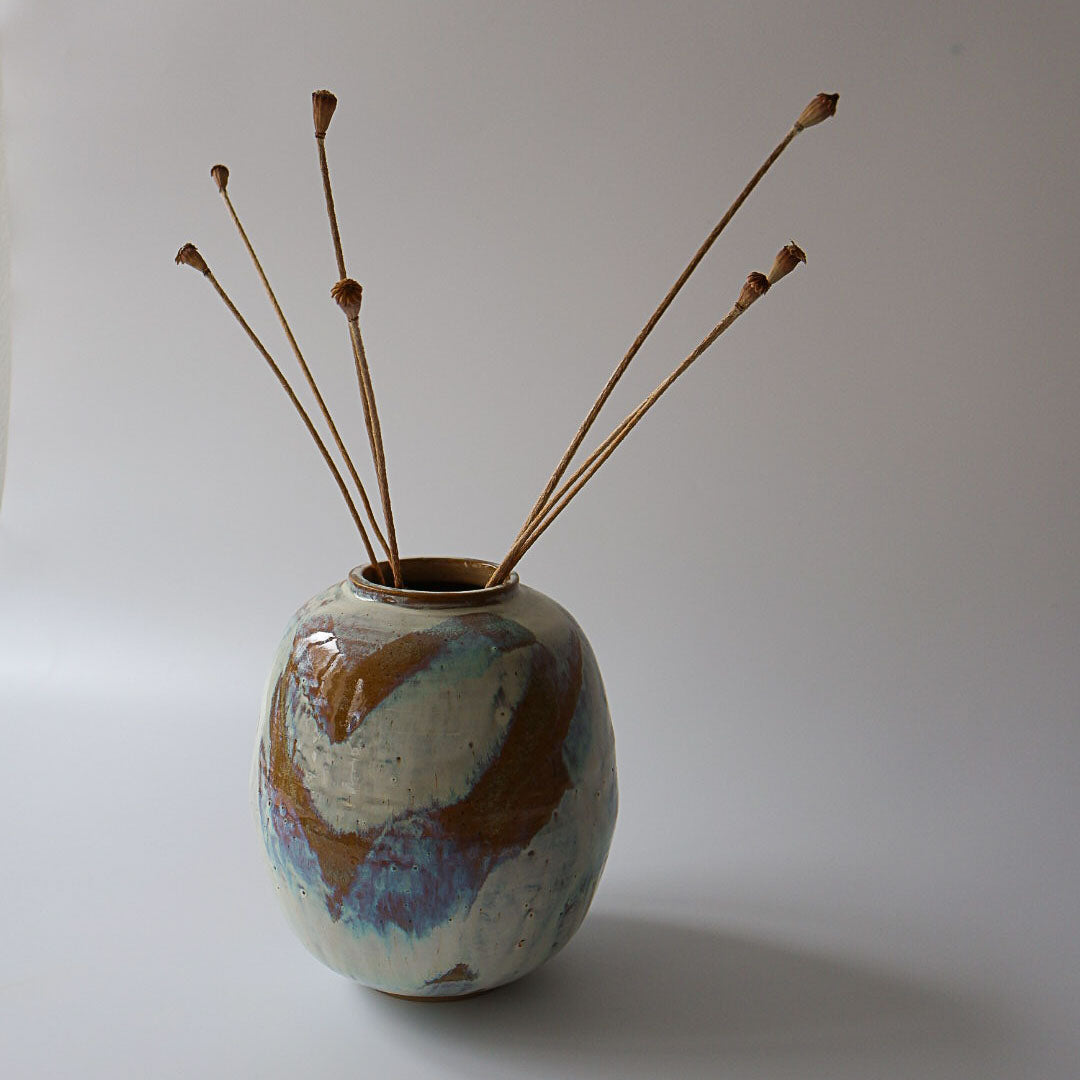 Moon Vase Fuyu