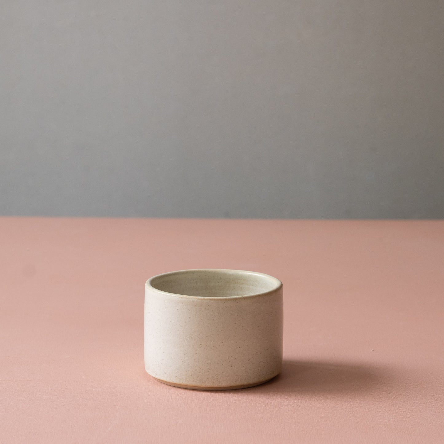 Cup Flat Cream